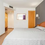 Cortes Rambla 3*