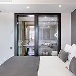 Cortes Rambla 3* Barcelona
