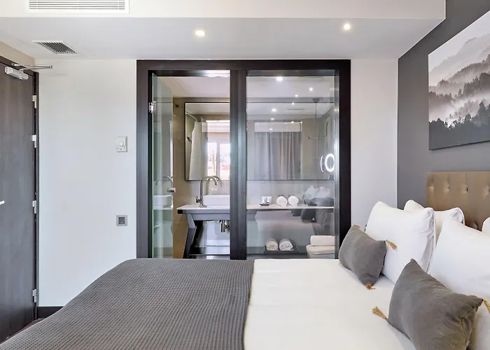 Cortes Rambla 3* برشلونة
