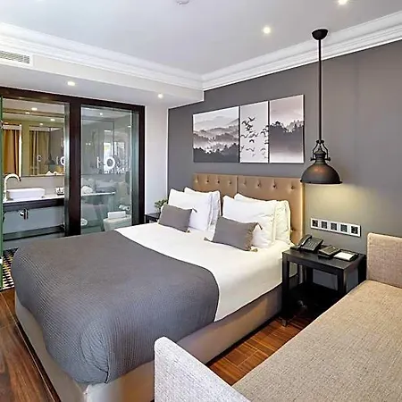 Cortes Rambla Hotel 3*