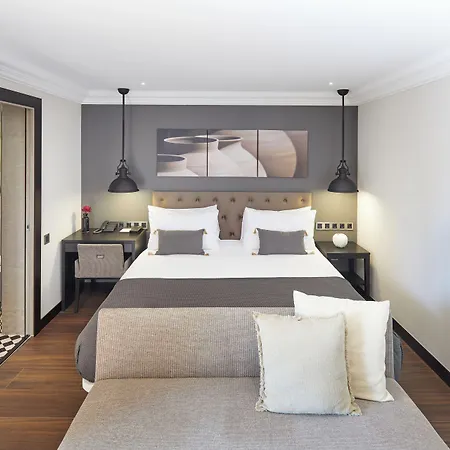 Cortes Rambla Hotel