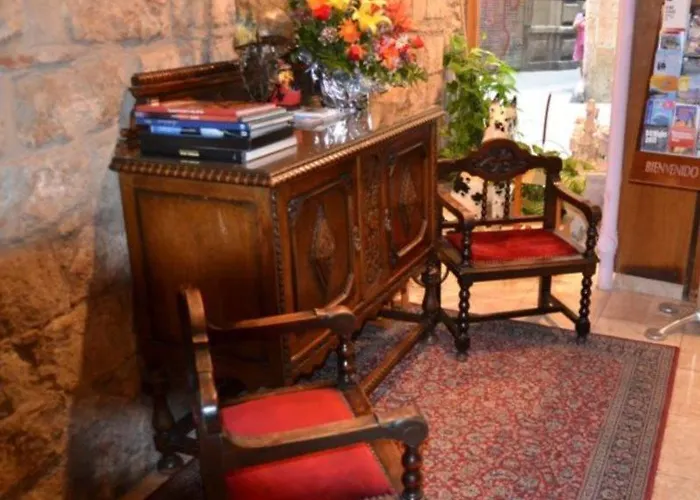 Cortes Rambla 3* Barcelona