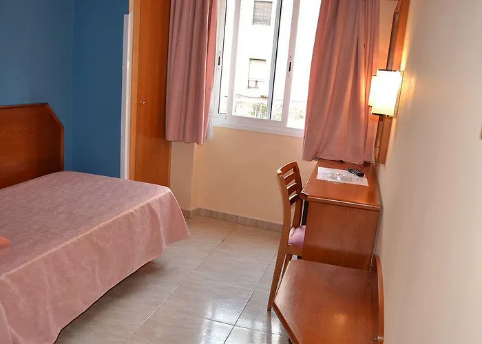 Cortes Rambla Hotel 3*